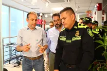 Alcalde Eder anuncia presencia en la calle de la Policía