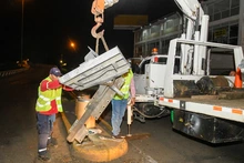Acciones que recuperan a Cali: Alcaldía instaló dos amortiguadores de impacto para garantizar la seguridad vial