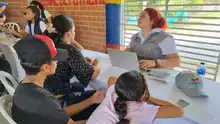Vecinos de la comuna 21 disfrutaron de los servicios gratuitos del Intégrate Móvil