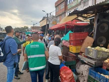 Inició proceso de recuperación ambiental en la plaza de mercado de Santa Elena