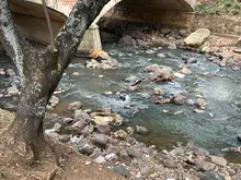 Continuamos recuperando la ciudad: ocho metros cúbicos de residuos fueron evacuados del río Cali