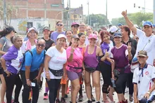 Con una ‘Caminata Púrpura’, abrazos y reaprendizajes, las mujeres disfrutaron de una manera muy especial la Ciclovida de Cali