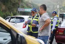 Secretaría de Movilidad hizo presencia activa en la vía al mar durante el ‘plan retorno’ del primer puente de Semana Santa