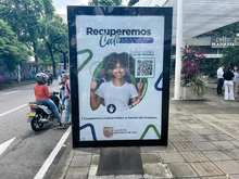 Reposición de 50 elementos del mobiliario urbano Mupis en Cali