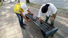 El equipo operativo de la EDRU E.I.C.E. garantiza el mantenimiento de mobiliario urbano en Cali