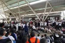 Observatorio del Deporte lanzó un laboratorio de esgrima para alumnos de la I.E. Juan Pablo II, en la Comuna 18 de Cali