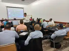 Se fortalece el cuerpo de agentes de tránsito de Cali en pruebas de  alcoholemia: una medida vital para la seguridad vial