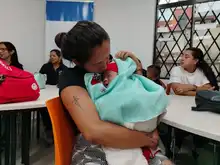  Integrantes de la Red de Mujeres Migrantes, en Cali, recibieron formación sobre autocuidado, empoderamiento femenino y gestión de emociones