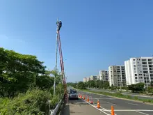 Avanza la instalación de 40 luminarias led en el puente de Bochalema