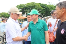En compañía del alcalde de Cali, Alejandro Eder, los usuarios de la Ciclovida disfrutaron del Día Mundial de la Risa