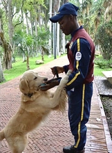 Comprometidos con el bienestar y la seguridad de los caninos que patrullan el CAM
