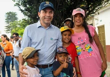 Administración Distrital, en cabeza del alcalde Eder, dialogó con la comunidad de la comuna 12