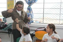 Secretaria de Educación visitó IEO del barrio Siloé 