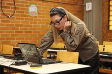 Secretaria de Educación visitó IEO del barrio Siloé 