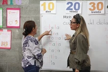 Secretaria de Educación visitó IEO del barrio Siloé 