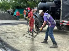¡Adiós, huecos! Alcaldía de Cali intensifica trabajos en el barrio El Diamante para recuperar sus calles