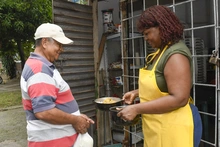 Comedor comunitario ‘Mi Pacífico y yo’, una ‘luz de esperanza’ en el barrio Mojica 2