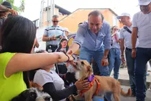 Llano Verde recibió al alcalde Alejandro Eder y a su gabinete en la Feria  de Servicios organizada por la Administración Distrital
