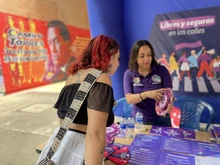 El Kiosko Violeta se toma las universidades de Cali para sensibilizar sobre la violencia de género 