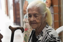 En Cali 14.000 personas mayores de 80 años ya empezaron a recibir el incremento de Colombia Mayor