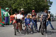 La bici se pedaleó, se dibujó, se disfrutó y hasta se bailó, en la celebración de su día en la Ciclovida de Cali