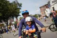 La bici se pedaleó, se dibujó, se disfrutó y hasta se bailó, en la celebración de su día en la Ciclovida de Cali