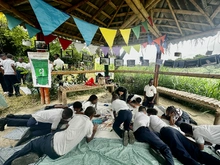 Niños y jóvenes de la Comuna 13 celebraron el ‘Día Mundial del Medio  Ambiente’ en el humedal Charco Azul