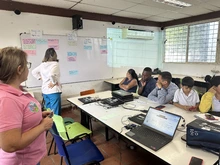 Buscando mejorar la calidad educativa, la Secretaría de Educación está visitando las instituciones educativas oficiales de la ciudad