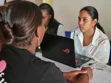 Reparar para reconciliar: Más de 100 personas atendidas en la 3 Feria de Empleo del Centro Regional de Atención para las Víctimas