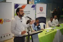 Feria Más Empleo Cali para agentes de tránsito