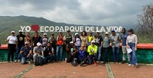 Secretaria de Turismo de Cali recorrió comuna 1 con habitantes y guías turísticos para impulsar ruta del Ecoparque de la Vida