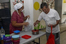 Un comedor que entrega ‘Semillas de vida’ en el barrio Manuela Beltrán