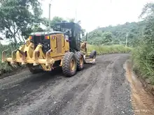 Con mingas y mucho cariño, habitantes de los corregimientos se unen a la Secretaría de Infraestructura para recuperar sus vías rurales