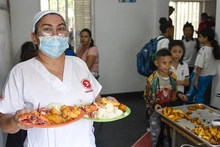 El cuidado del medio ambiente también es parte de la labor en los comedores comunitarios