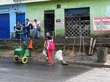 La renovada imagen del barrio Cortijo tras un masivo operativo de limpieza en un punto crítico de basuras