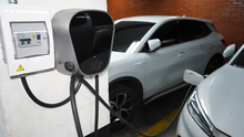  La Alcaldía de Cali impulsa la movilidad sostenible con 11 estaciones de carga eléctrica