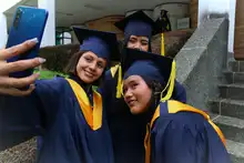 87 jóvenes pertenecientes a zonas vulnerables de Cali se graduaron en TIC, gracias a una sinergia entre Alcaldía y el sector empresarial