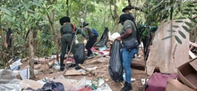 Más de 300 kilos de residuos fueron retirados de senderos del cerro de La Bandera