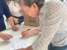 Cuidando a quienes nos cuidaron: entrega de más de 200 kits de aseo en el Hospital Geriátrico de San Miguel