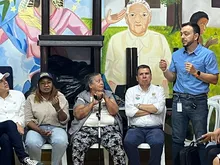 Con buenas noticias y compromisos adquiridos ‘Nos pillamos en la calle’ estuvo en Navarro y El Hormiguero