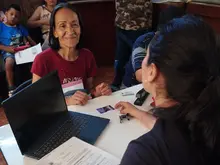 Alcaldía de Cali entregó 270 tarjetas MIO a población con discapacidad