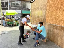 Secretaría de Infraestructura socializó con comerciantes y vendedores ambulantes las obras que transformarán las calles del centro de Cali