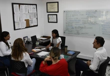 Los niños y las niñas hacen su primer acercamiento para conocer las funciones de los directivos en la Alcaldía de Cali