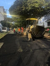 Alcaldía de Cali continúa la recuperación de vías en la comuna 22 y todos los días dice ¡chao hueco!