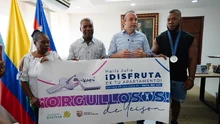 El medallista olímpico Yeison López hizo realidad otro sueño: alcalde Alejandro Eder le entregó un apartamento en Valle del Lili