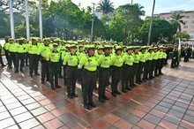 Desde hoy, 100 policías de tránsito trabajarán en equipo con los agentes de Movilidad: así se recupera el orden en las calles de Cali