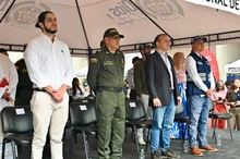 Desde hoy, 100 policías de tránsito trabajarán en equipo con los agentes de Movilidad: así se recupera el orden en las calles de Cali