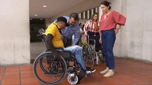 Cali avanza en inclusión: estrategias innovadoras para personas con discapacidad y sus cuidadores