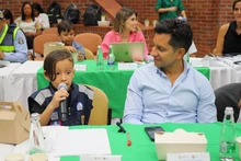 Niños y niñas asumieron el rol de secretarios por un día