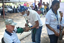 Con rifas, juegos y espectáculos, cerca de 2000 personas se gozaron